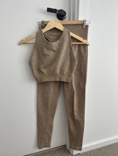 Women’s Ribbed Knit 2-Piece Set Tank & Skinny Leggings Beige