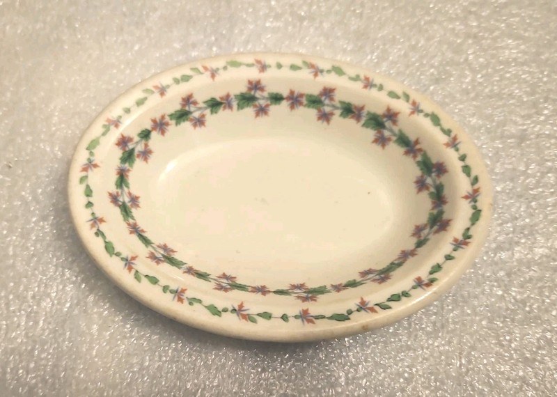 Vintage Northern Pacific Railroad 6" Berry Bowl Mayer China "Garnet"