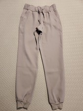 Lululemon On the Fly Jogger Woven Grey Size 2 LW5BZDS inseam 28" free ship 