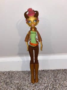 monster high gilda goldstag