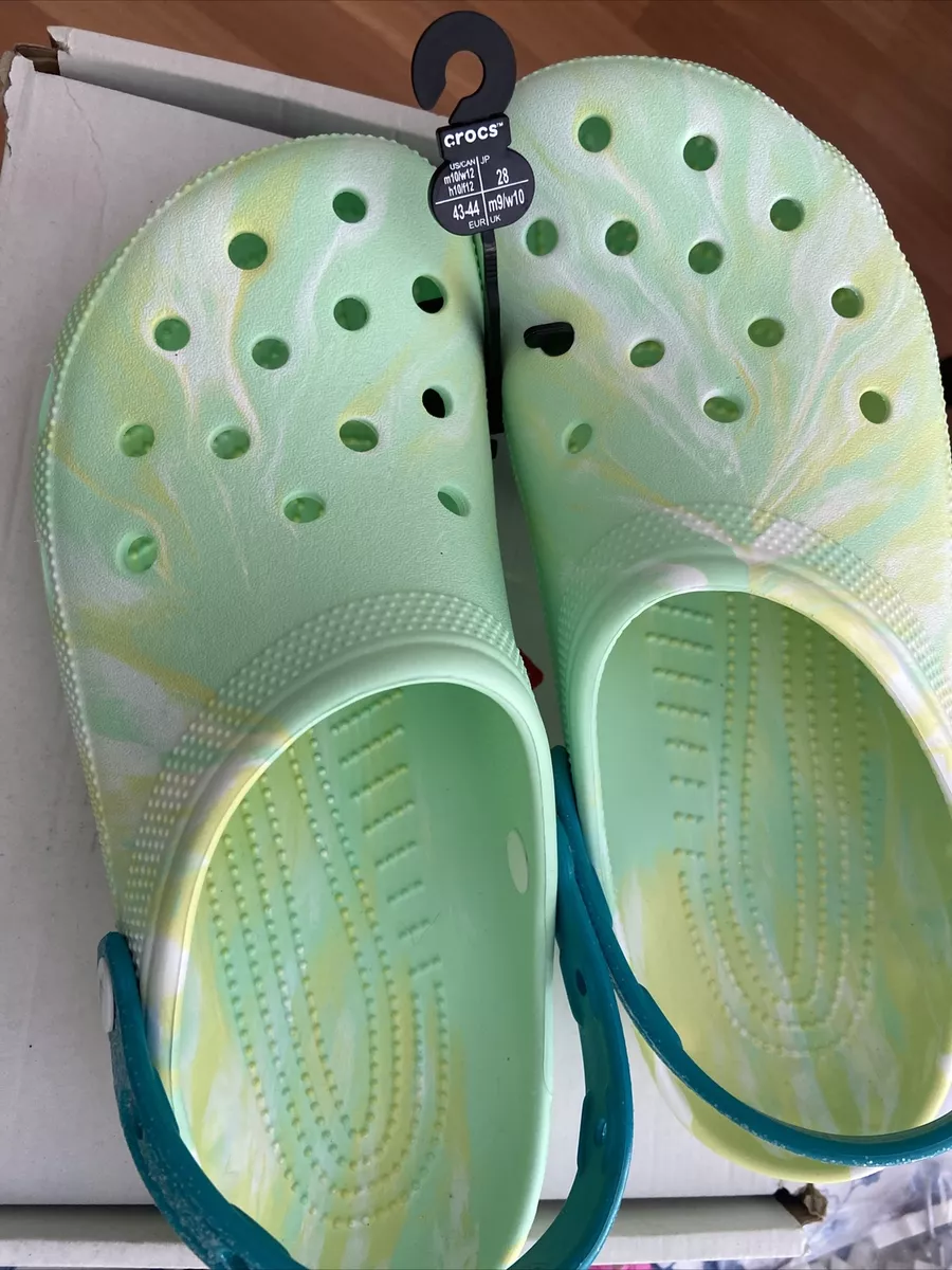 Crocs m10 w12 clearance