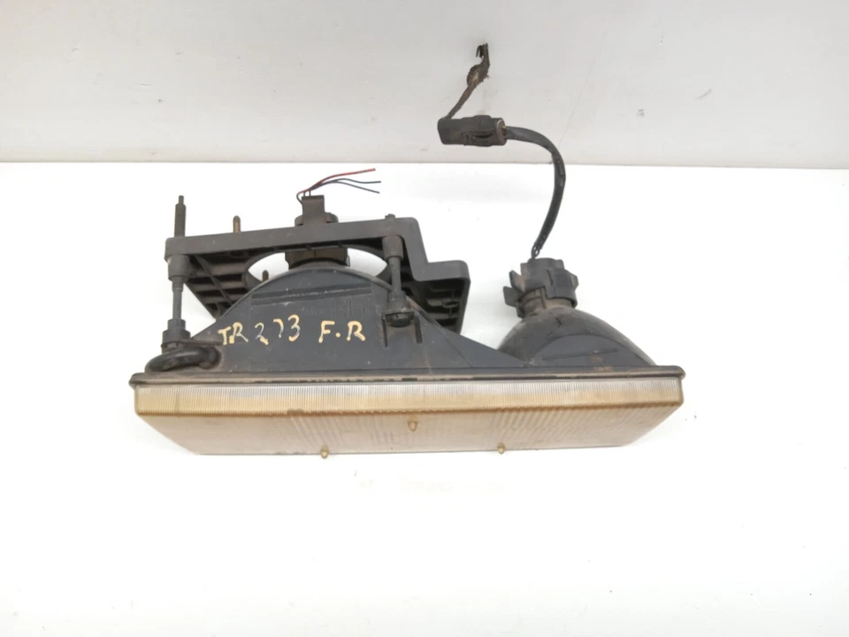 Dodge Dynasty 1991 faro delantero derecho del lado del pasajero OEM Foto 2 de 4