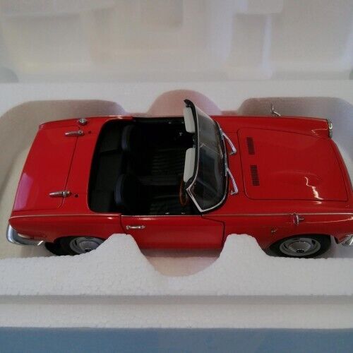 AUTOart 1/18 scale Honda S800 Red color Car Vehicle with box AUTOart 1/18 scale Honda S800 Red color Car Vehicle with box