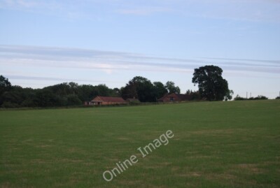 Foto 6x4 Cottages, Hale Oak Rd Hall's Green\/TQ5249 um 2010