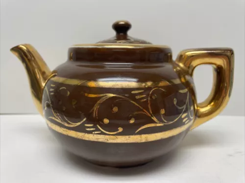 Vintage Unbranded Brown and Gold Gibsons Teapot