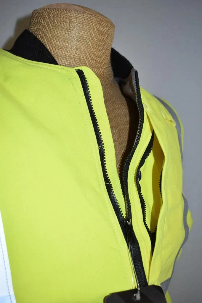 Bulwark Men's Flame Resistant Hi-Visibility Insulated Vest VMS4HV NWT - product detail image 5