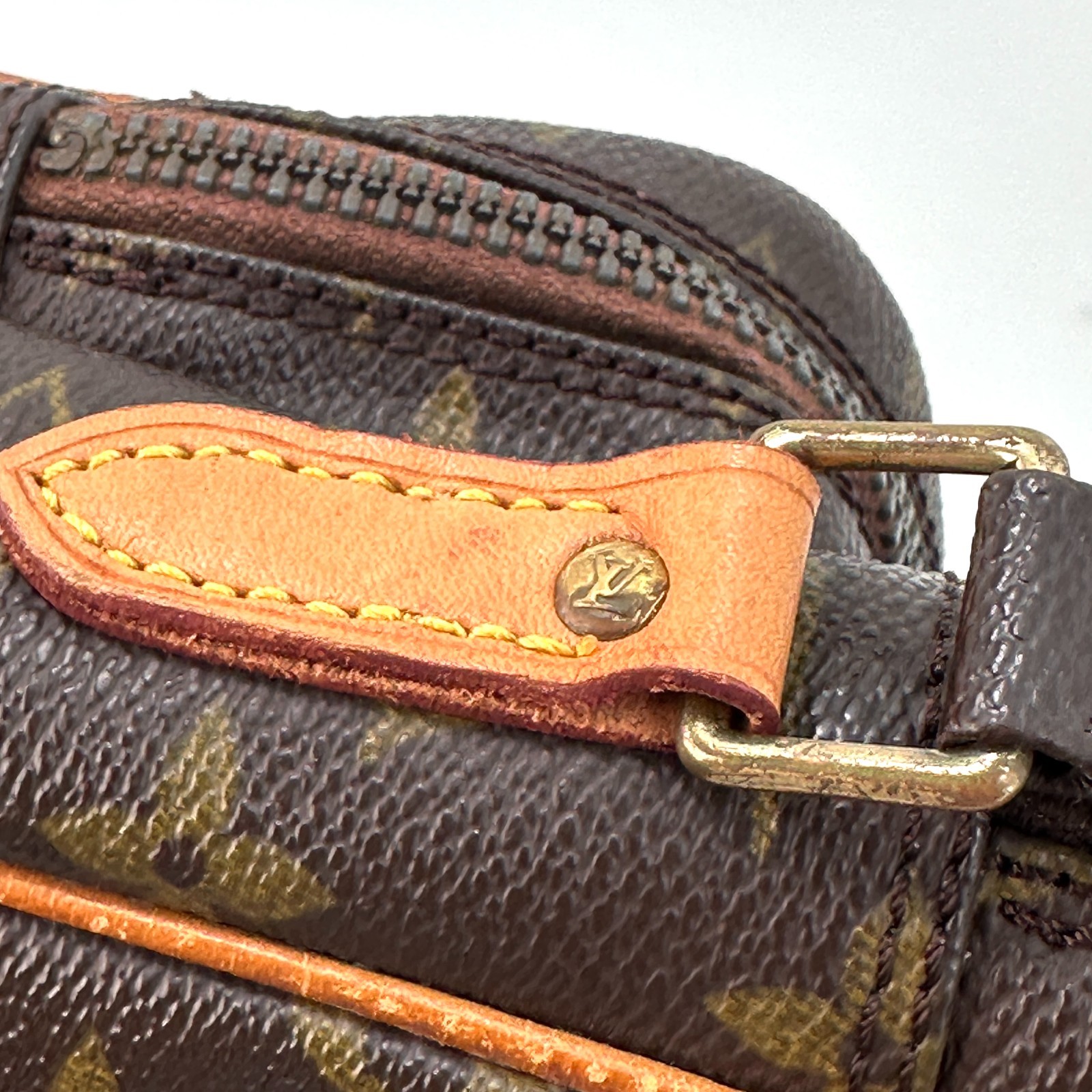 Louis Vuitton Amazone Shoulder Bag Monogram Canvas Brown Authentic thumbnail 15