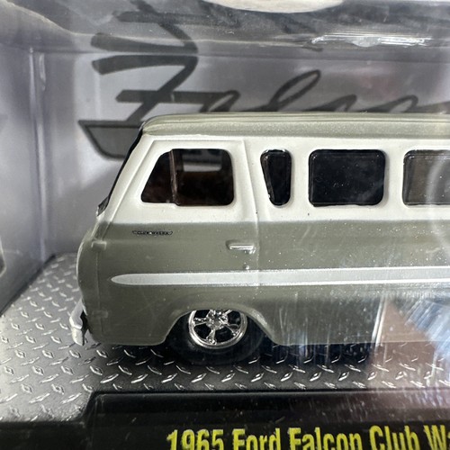 1965 Ford Falcon Club Wagon Green Classic M2 Machines R85 24-79 New in Box Class - Picture 3 of 12