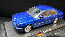 1/43 BMW M5 E34 car model