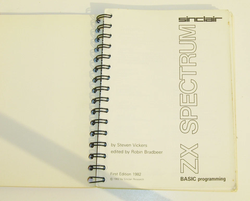 Sinclair ZX Spectrum Basic Programming User Guide / Manual 1st First Edition - Image 2 of 4