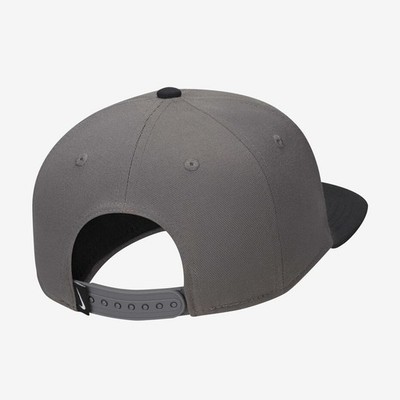 gray nike snapback