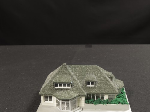 Vintage Tomix 4035 N Scale Pension Building Diorama Model - Working Light | Condition: Used
