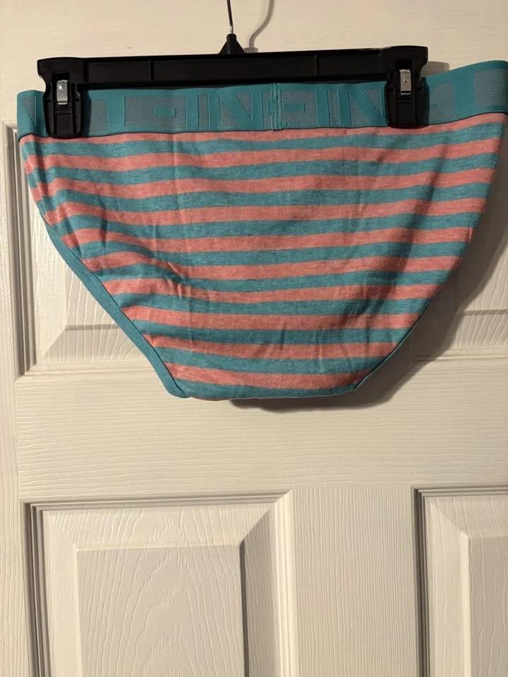 C-IN2 Men's 'Hand Me Down' Brief Underwear Size L - NWT! - Image 2 of 3