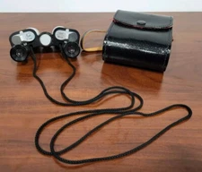 TOA  OPT. Co. 8x20  Bincoulars W/ Case  COMET  Field 65 degrees  JAPAN  Vintage