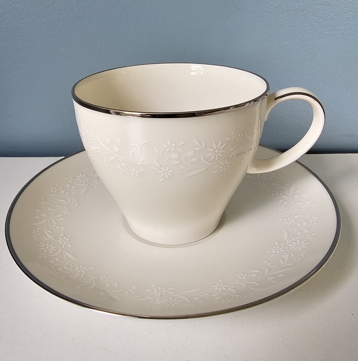 Noritake Ivory China Lorelei, Tea Cup and Saucer Excellent