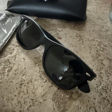 Ray-Ban RB2132 Wayfarer Sunglasses - Black/Polarized Green