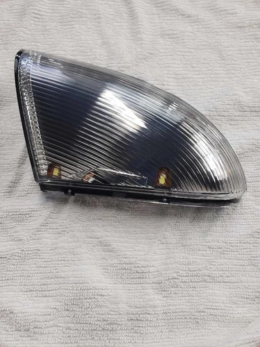 17 18 DODGE 1500 PICKUP Left Door Mirror Turn Signal Lamp ONLY