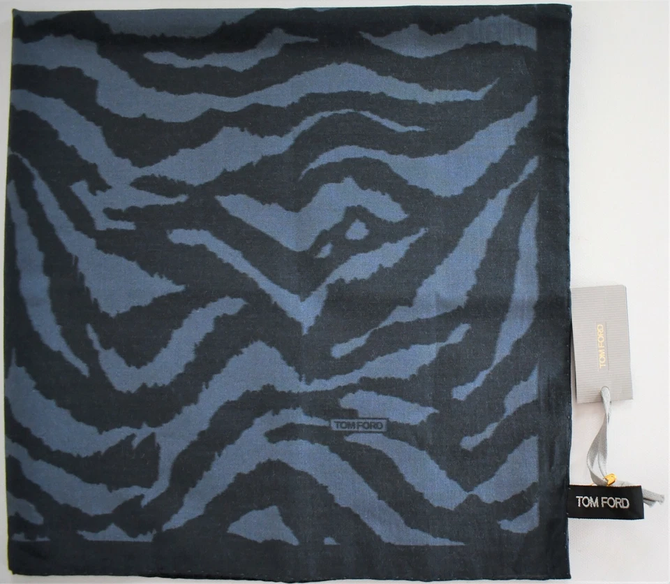 Nuevo TOM FORD Animal Print ALGODÓN SEDA CACHEMIR Bufanda Pequeña Bandana Foto 3 de 4