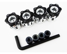 Hot Racing 12mm to 17mm Hex Hub Adapters w/6mm Offset for Slash 4x4 Stampede 4x4