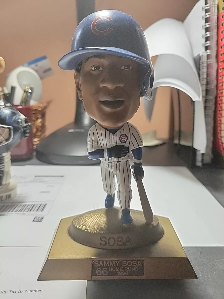 Sammy sosa figurine deals