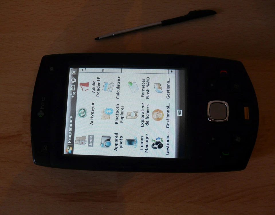 PDA HTC P6500 WINDOWS MOBILE 6 Débloqué tout réseau - Photo 3/4
