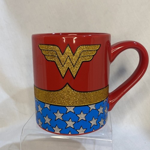Wonder Woman ~ Gold Glitter 14oz Coffee Mug ~ Red & Blue Retro DC Comics