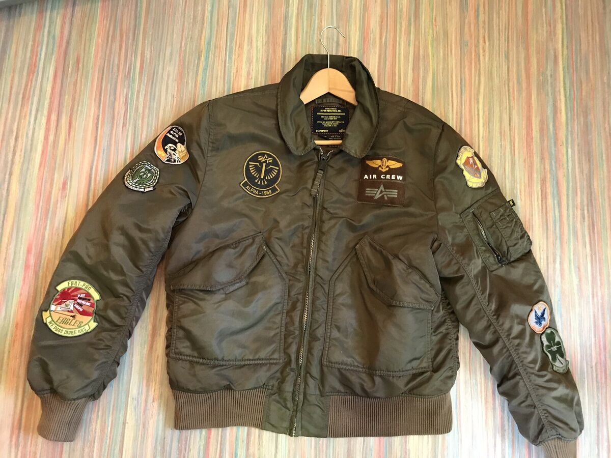 ALPHA INDUSTRIES Mens X-Large Fart-Pac Eagles Patch Bomber ALPHA INDUSTRIES Mens X-Large Fart-Pac Eagles Patch Bomber