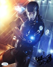 Brandon Routh Legends of Tomorrow Autographed Signed 8x10 Photo ACOA