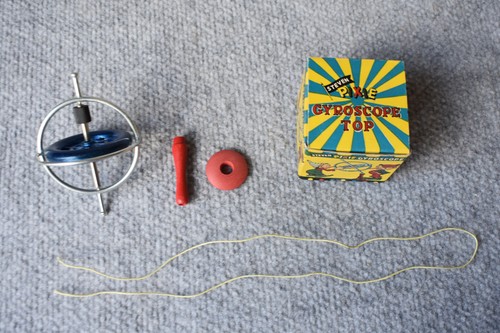 Vintage 1955 Steven Pixie Gyroscope Spinning Top Toy Blue Metal W/Box Instructio - Picture 3 of 13