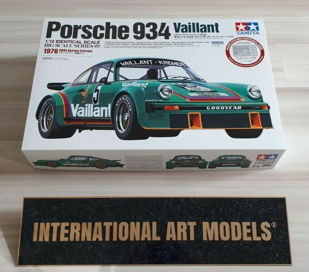 Porsche 934 Vaillant in 1:12 scale | Photo etched parts incl