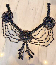 Perfecto Raro Antiguo Victoriano Francés Jet Collar Festón Rosetas Cosido a Mano