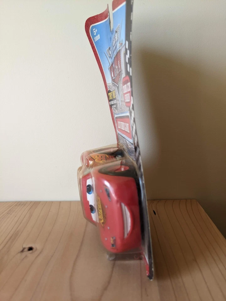 Disney Pixar Cars Lightning McQueen Videojuego LCD Color Pantalla LCD Probado Funciona Foto 2 de 4