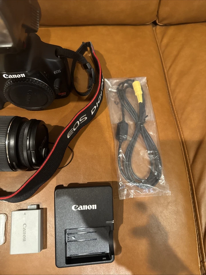 Cámara digital Canon EOS Rebel XSi 450D 18-55 mm Speedlite 300EZ con accesorios Foto 4 de 4
