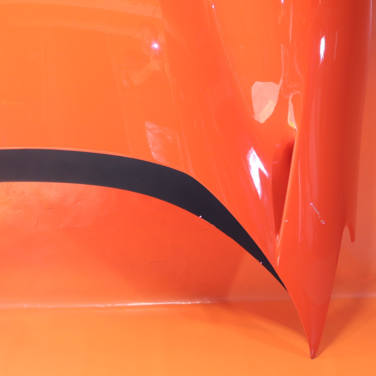 FERRARI PUROSANGUE HOOD 2025 2026 985816231 OEM DAMAGED