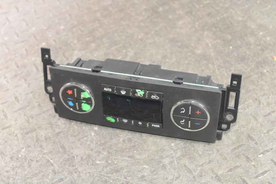 *WORN* 12-13 SILVERADO Automatic Dual Zone Heat AC Climate Temperature Control - Изображение 2 из 4
