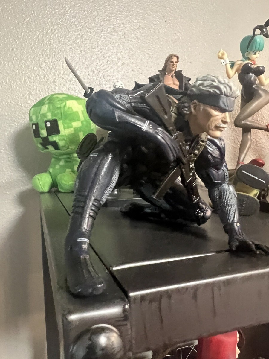 Metal Gear Solid Ultra Detail Figure Collection 2 Old Snake
