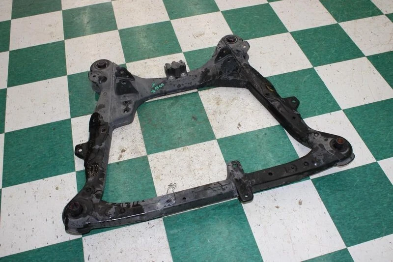 2001-2009 Toyota Highlander Front Suspension Subframe Crossmember Assembly OEM Foto 4 de 4