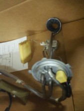 Chevrolet GM OEM 1989 Beretta 2,8 L-V6 tanque de combustible medidor de nivel de flotador 25026816