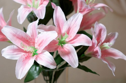Best Artificial 45cm Stargazer Lillies 10 Head Flower Spray Bunch lily decor new - Picture 48 of 55