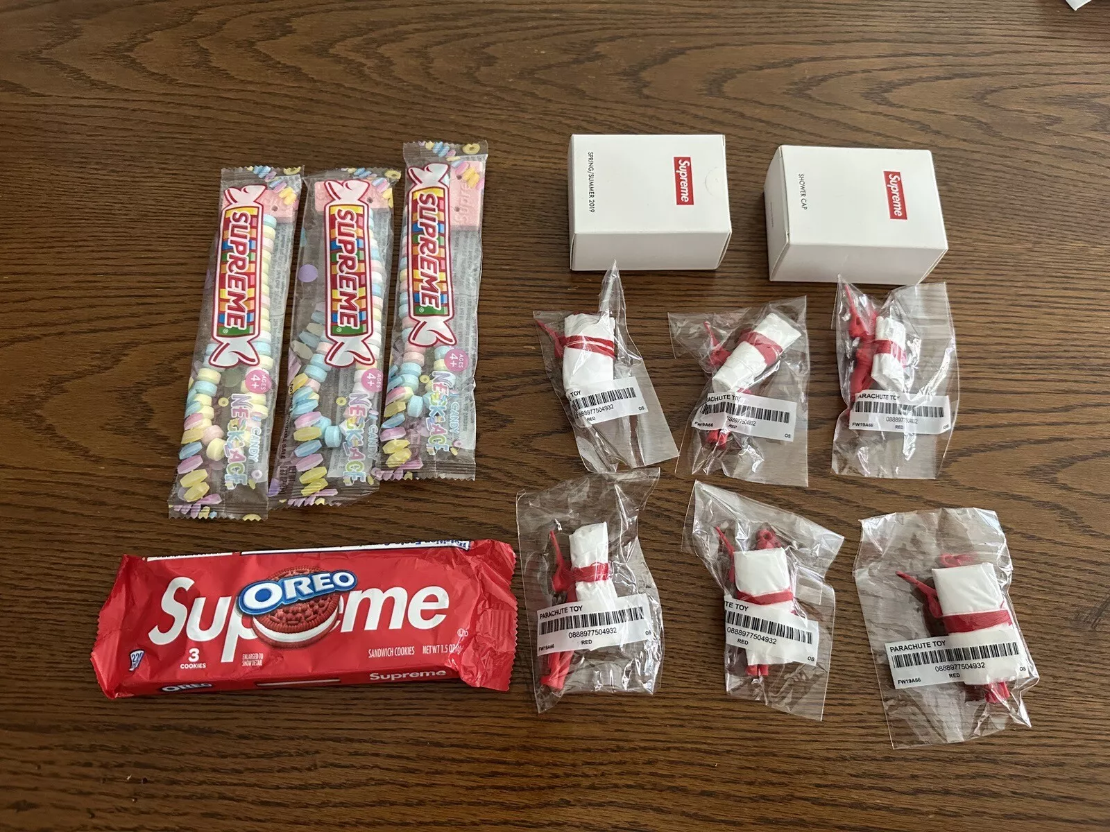 lot d'accessoires supreme