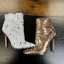 Alice + Olivia Celyn Booties Heels Shoes Size 6 Gold White Leather SEQUIN READ