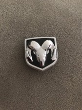 2005 2010 Dodge Charger Magnun Steering Wheel Emblem 05 06 07 08 09 10