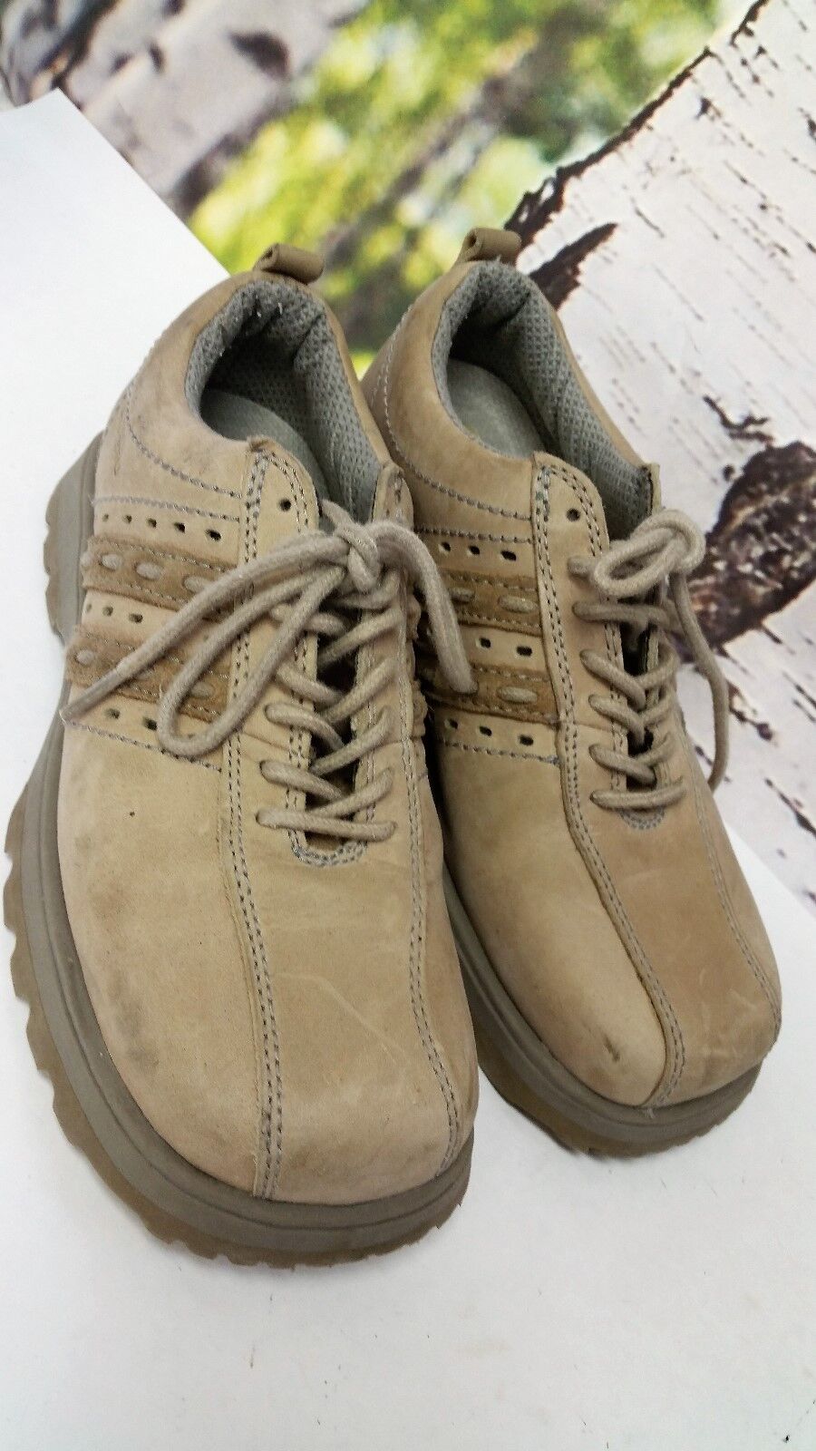 Bed Stu Women's Tan Suede Lace-up Oxfords US 7M -UK 4 Bed Stu Women's Tan Suede Lace-up Oxfords US 7M -UK 4