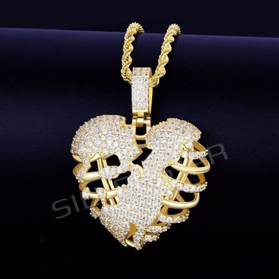 2.60 Ct Round Cut Moissanite Unisex Broken Heart Pendant 14K Yellow Gold Plated