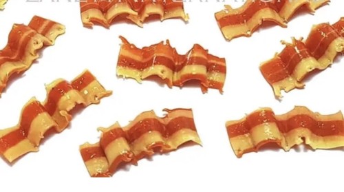 Barbi Dollhouse Miniature Food Mini Bacon Strips Tiny Breakfast Meat Lot 👻🧲6pc - Picture 3 of 13