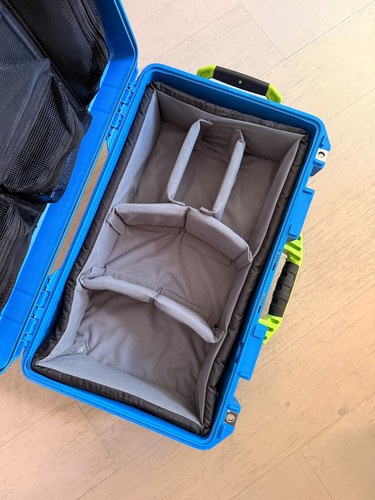 ColorCase Pelican Air 1535 Carry-on Case Electric Blue - Medium Size Waterproof - Picture 8 of 9