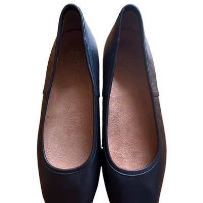 Vionic Women's Black Slip-On Square Toe Comfort Flats, Rubber Sole, Logo