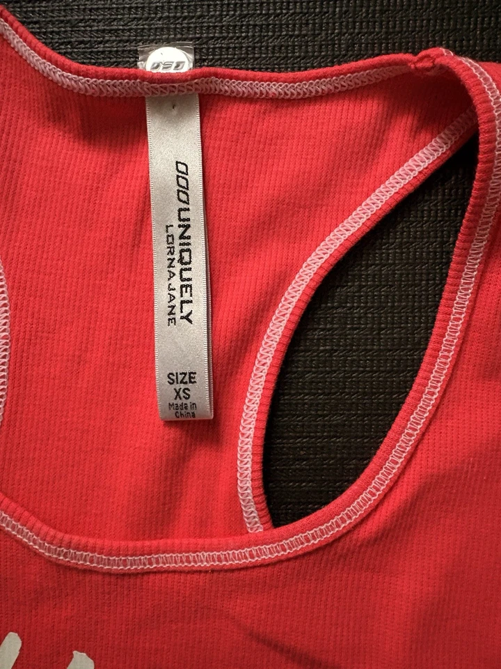 批量 2 件 Lorna Jane 坦克 全新无标签 XS — 第 4/4 张图片