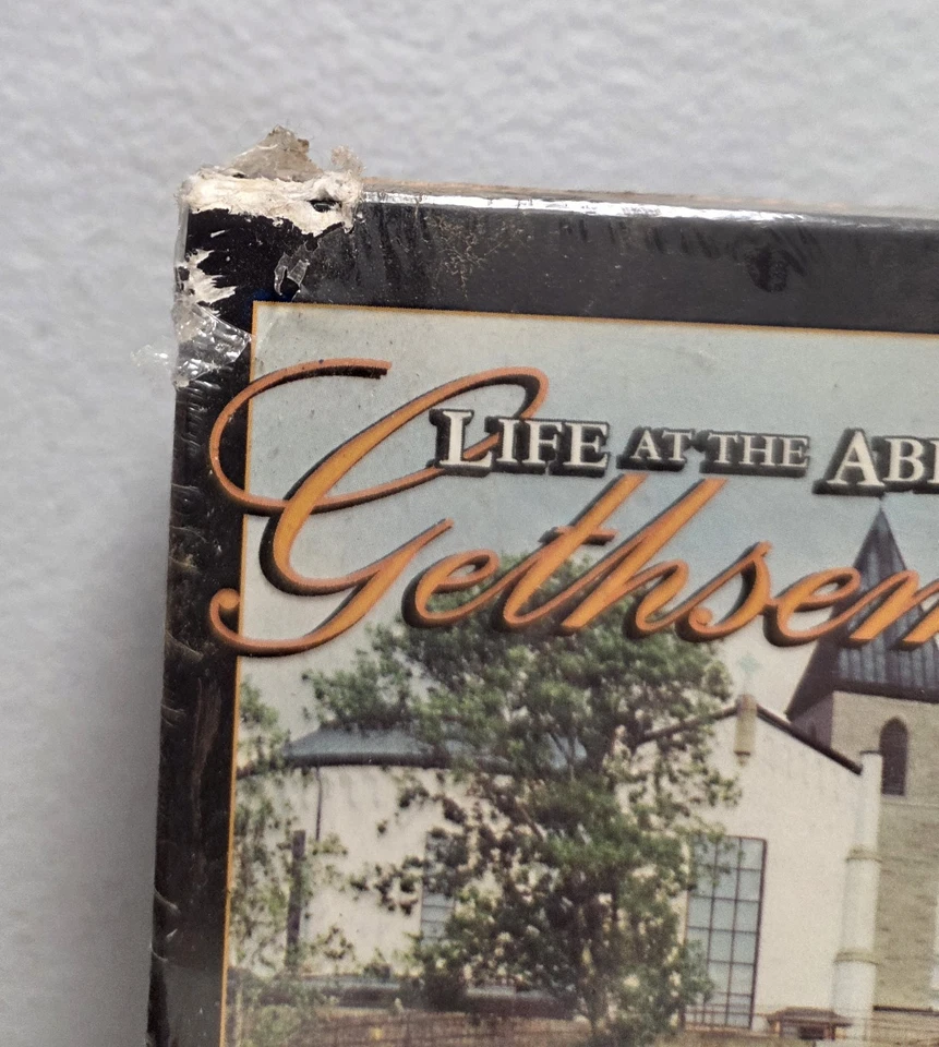 Life at the Abbey of Gethsemani: Time In The Garden (VHS, 2002) - Image 2 of 4