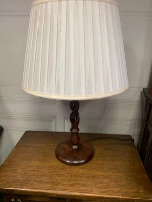 English antique barley twist wooden lamp - Image 1 of 4